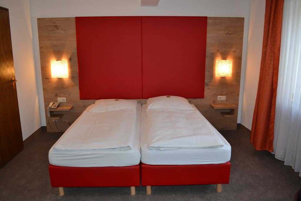 Hotel Minerva Garni Düsseldorf Exteriör bild